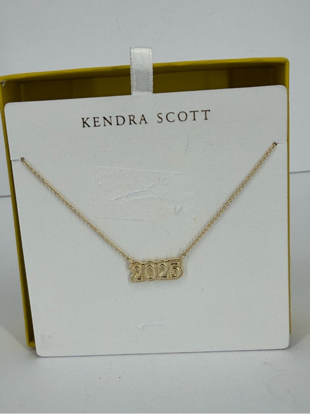 Kendra Scott 2025 Year Pendant Necklace Gold Tone New Graduation Anniversary